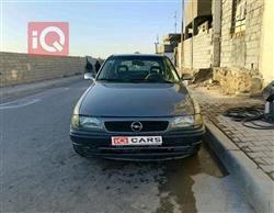اوبل استرا